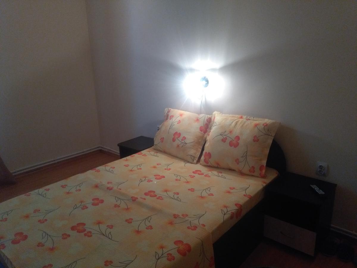 Hotel Casa Ovi Si Simo Haţeg Exteriér fotografie